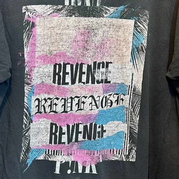 pink beautiful trauma world tour tshirt short sleeve XL - Picture 2 of 5